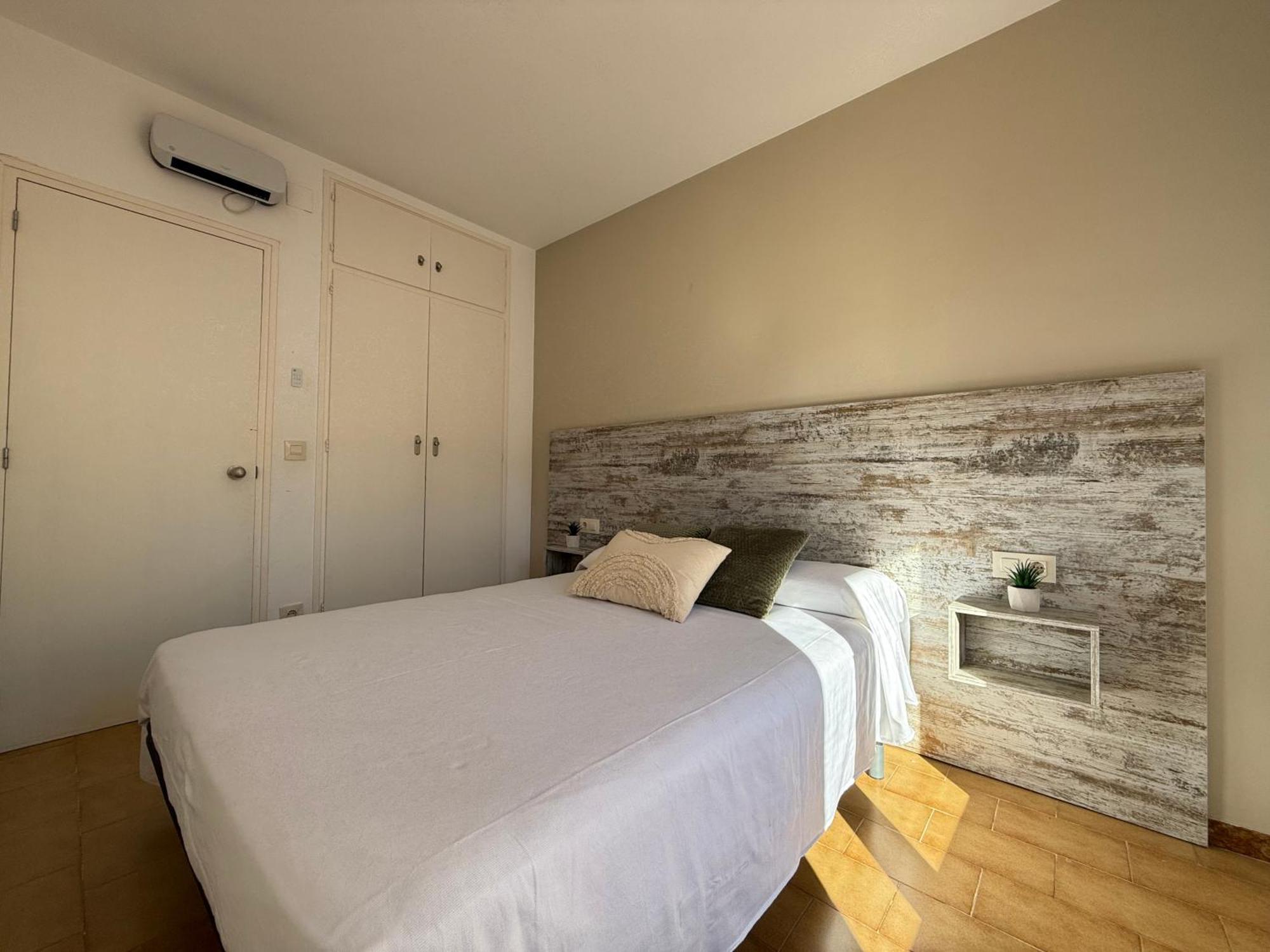 Agi Sant Jordi Apartment Roses Exterior photo
