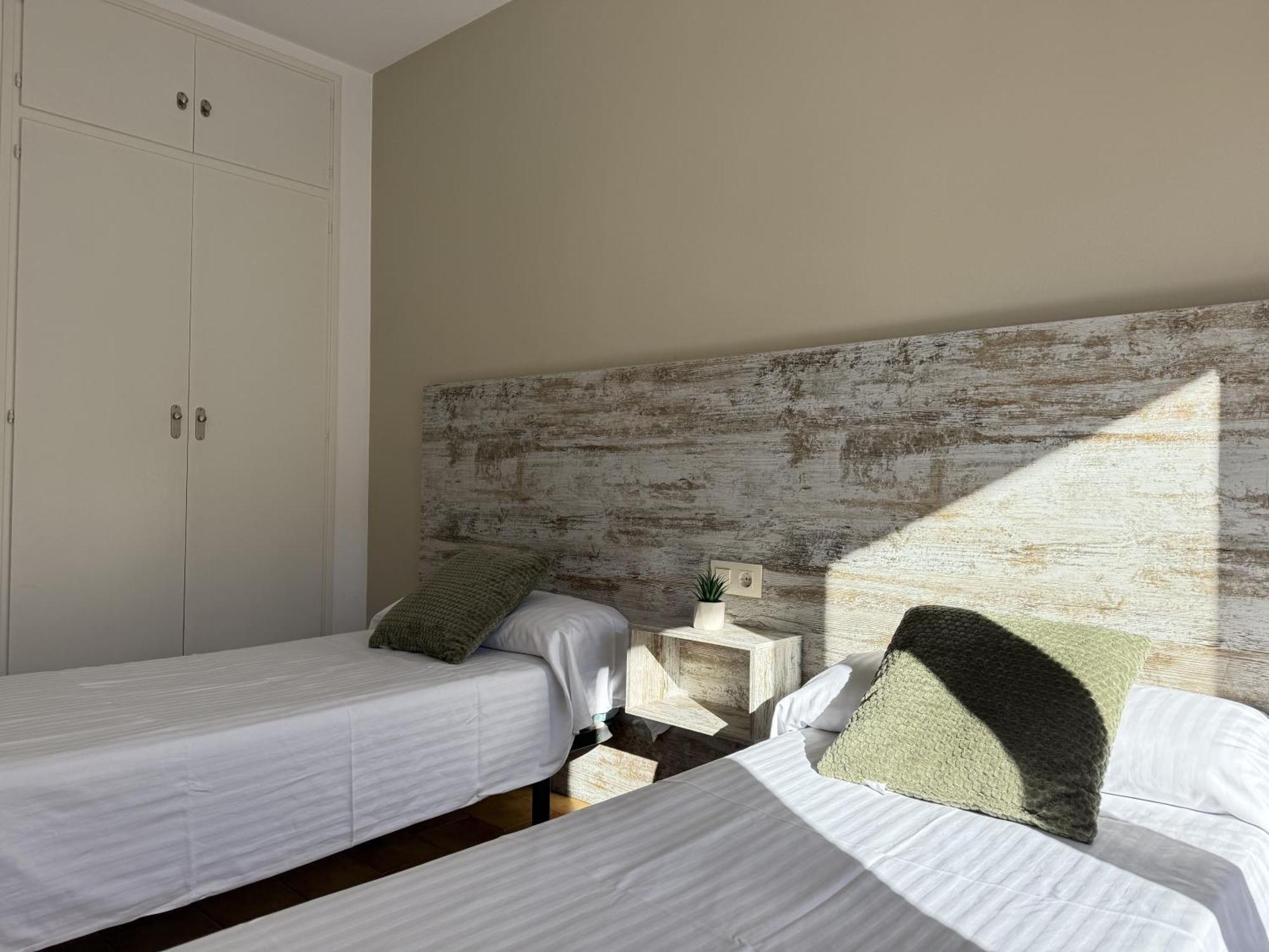 Agi Sant Jordi Apartment Roses Exterior photo